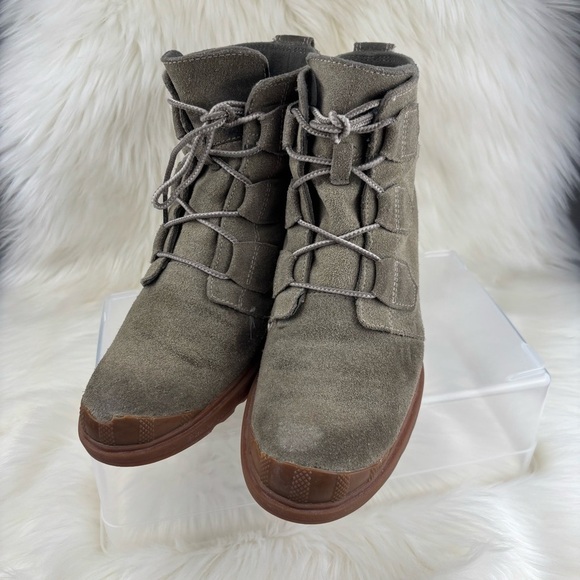 Sorel Olive Lace Up Wedge Boots with Suede Texture - Picture 2 of 11